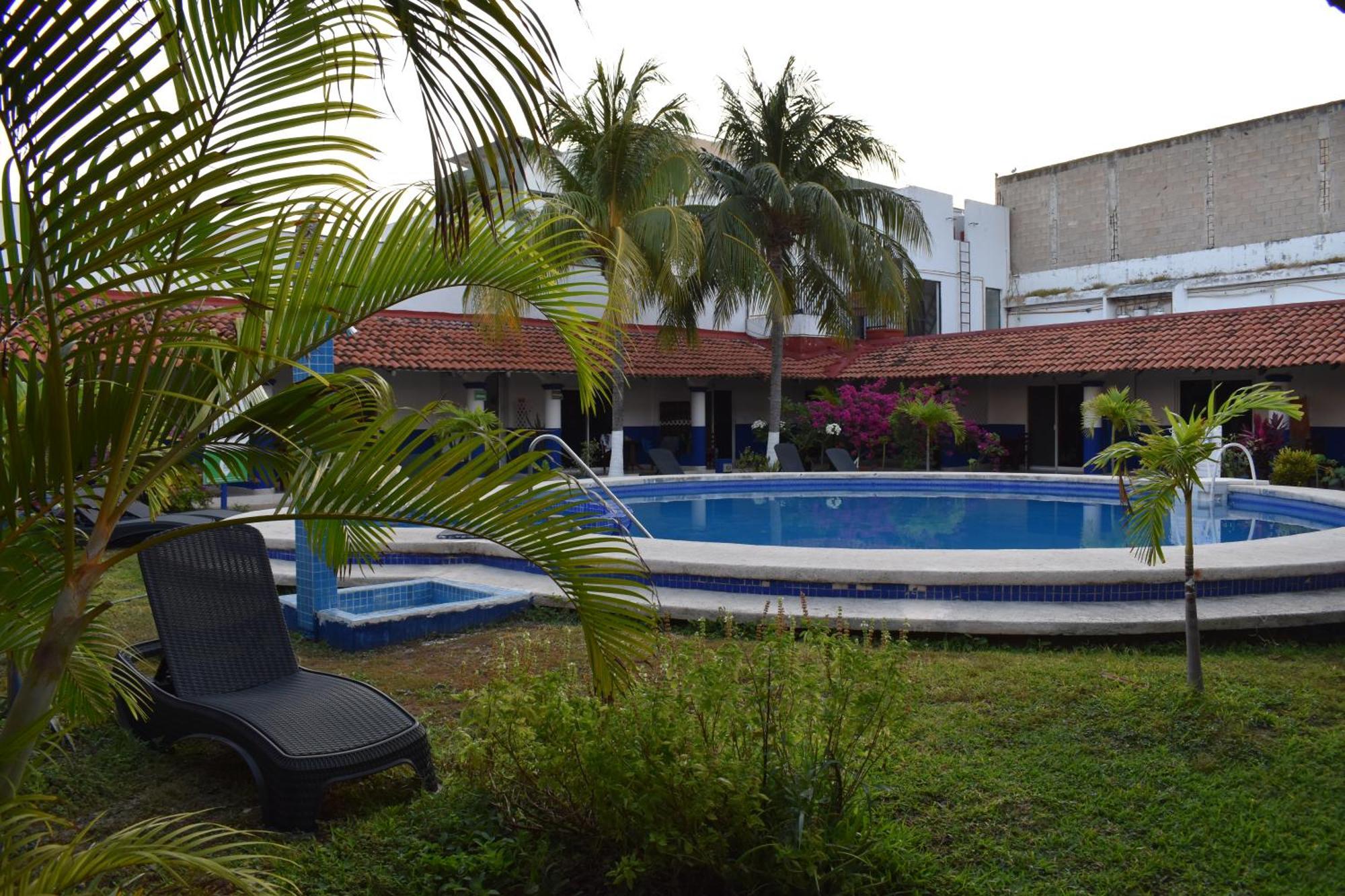 Hotel Plaza Almendros, Isla Mujeres Exterior foto