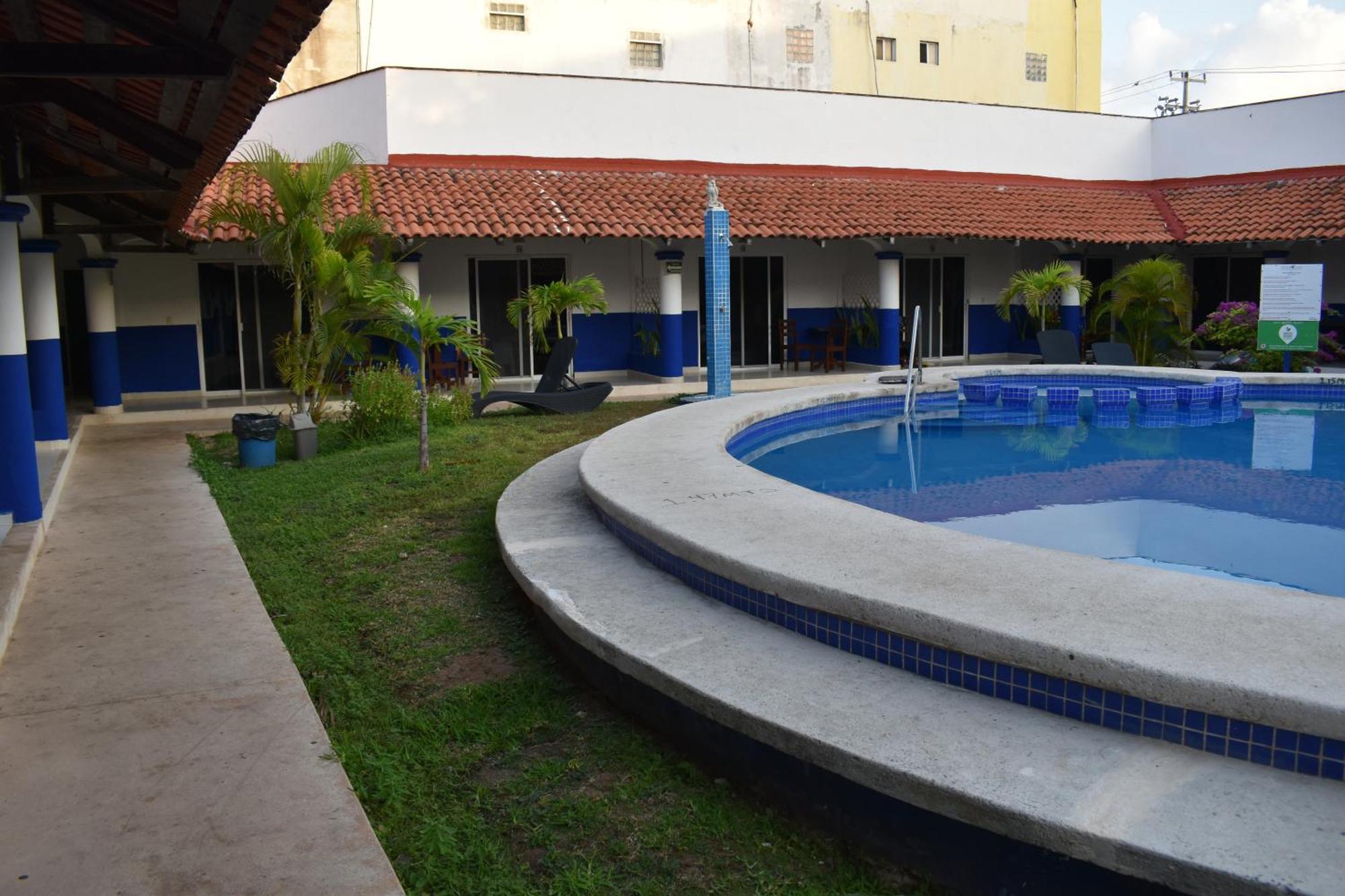 Hotel Plaza Almendros, Isla Mujeres Exterior foto
