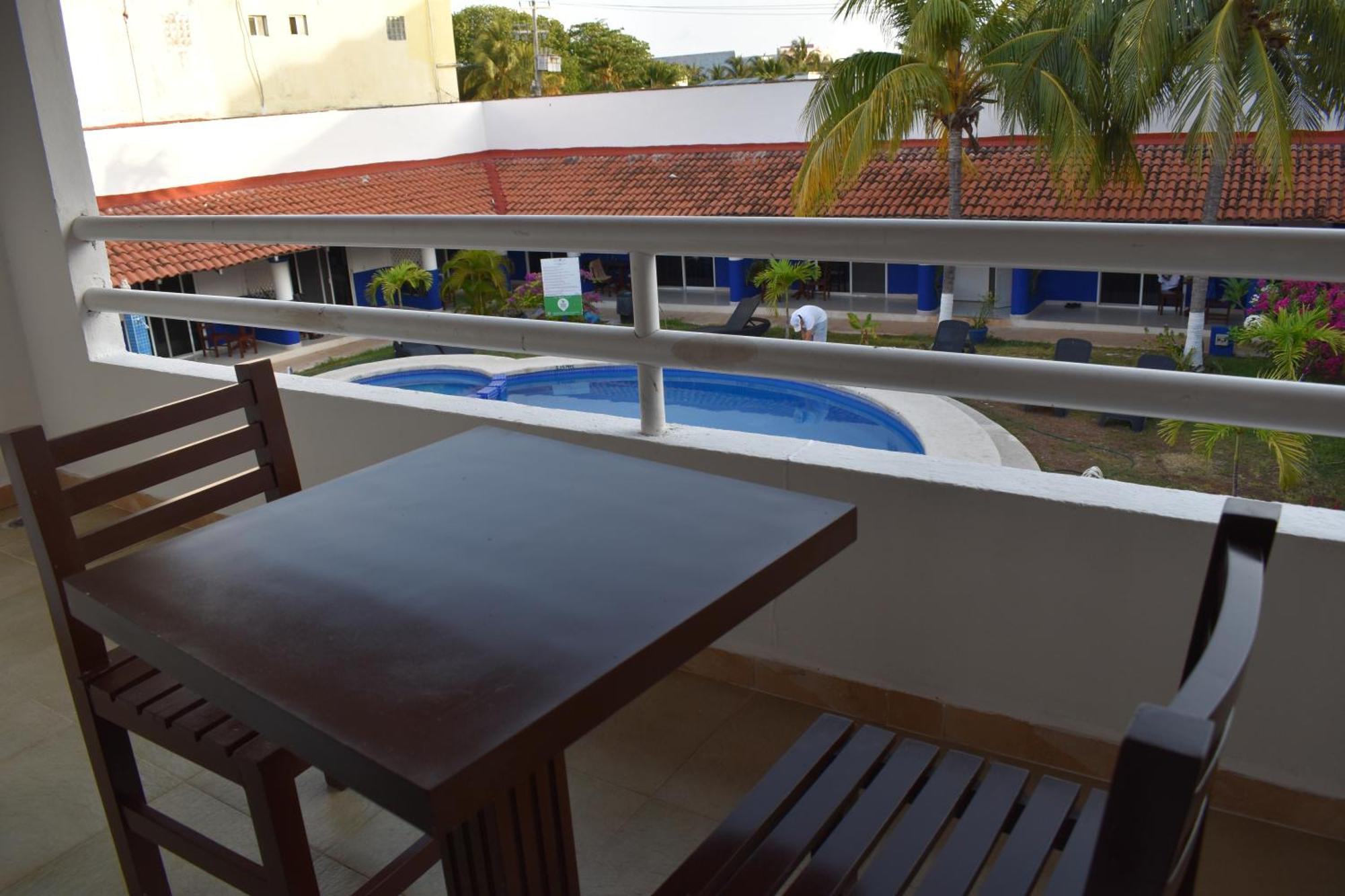 Hotel Plaza Almendros, Isla Mujeres Exterior foto